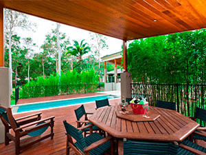 Fechamento de área com vidro